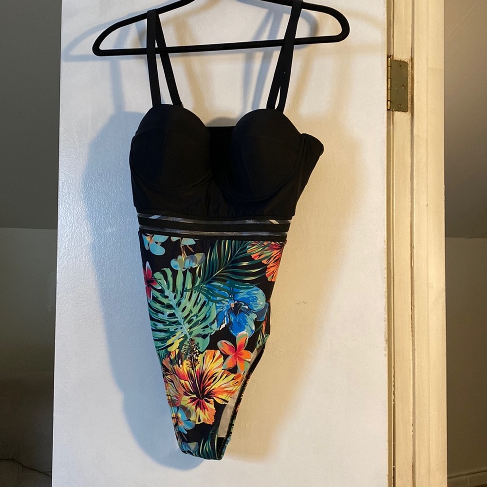 Shein Swimsiut